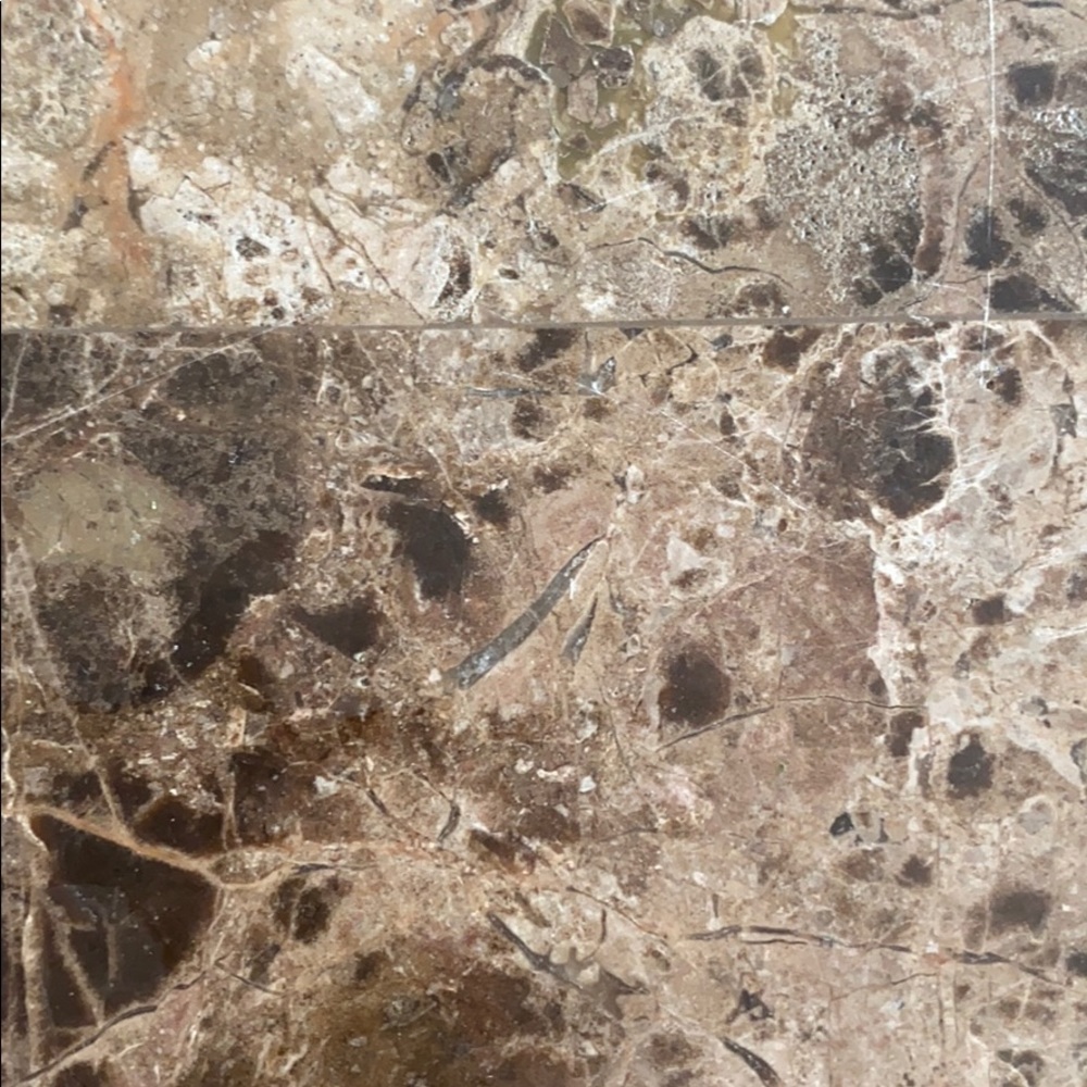 Meet your Posher, Marinela